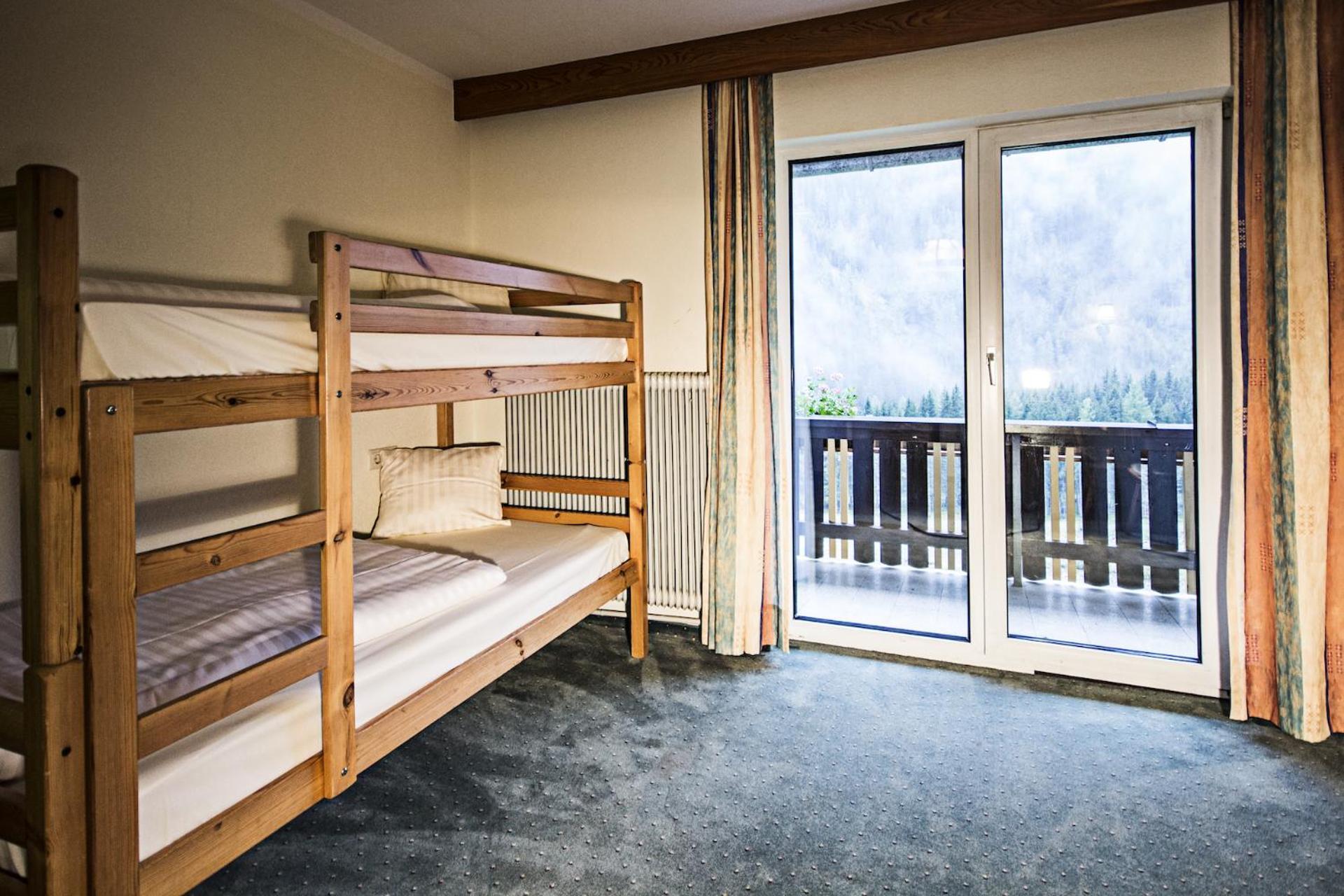 Laerchenhof Hotel Sankt Jakob in Defereggen Bagian luar foto