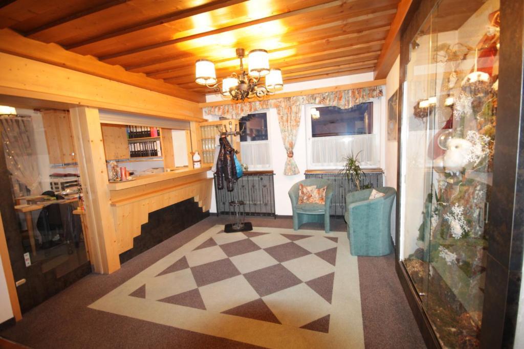 Laerchenhof Hotel Sankt Jakob in Defereggen Bagian luar foto